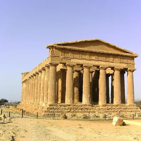 Tre Colonne - Agrigentoaffitti أغريجنتو